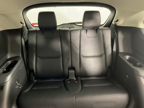 Used 2023 MAZDA CX-9 Touring image 17
