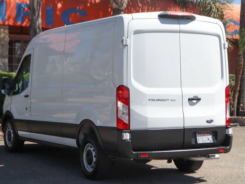 Used 2023 Ford Transit 250 Medium Roof RWD image 6
