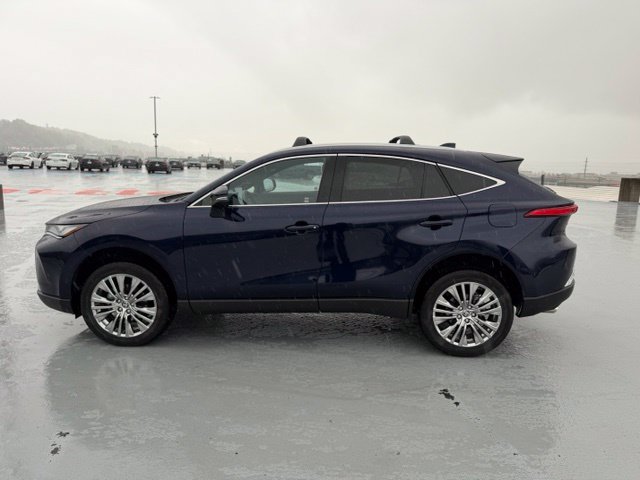 Certified 2024 Toyota Venza XLE AWD/4WD image 10