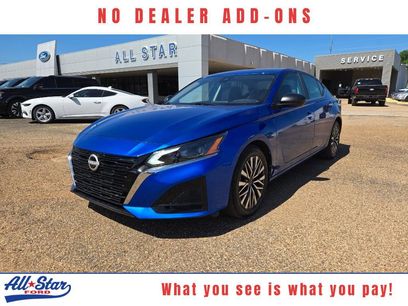 Used 2025 Nissan Altima 2.5 SV