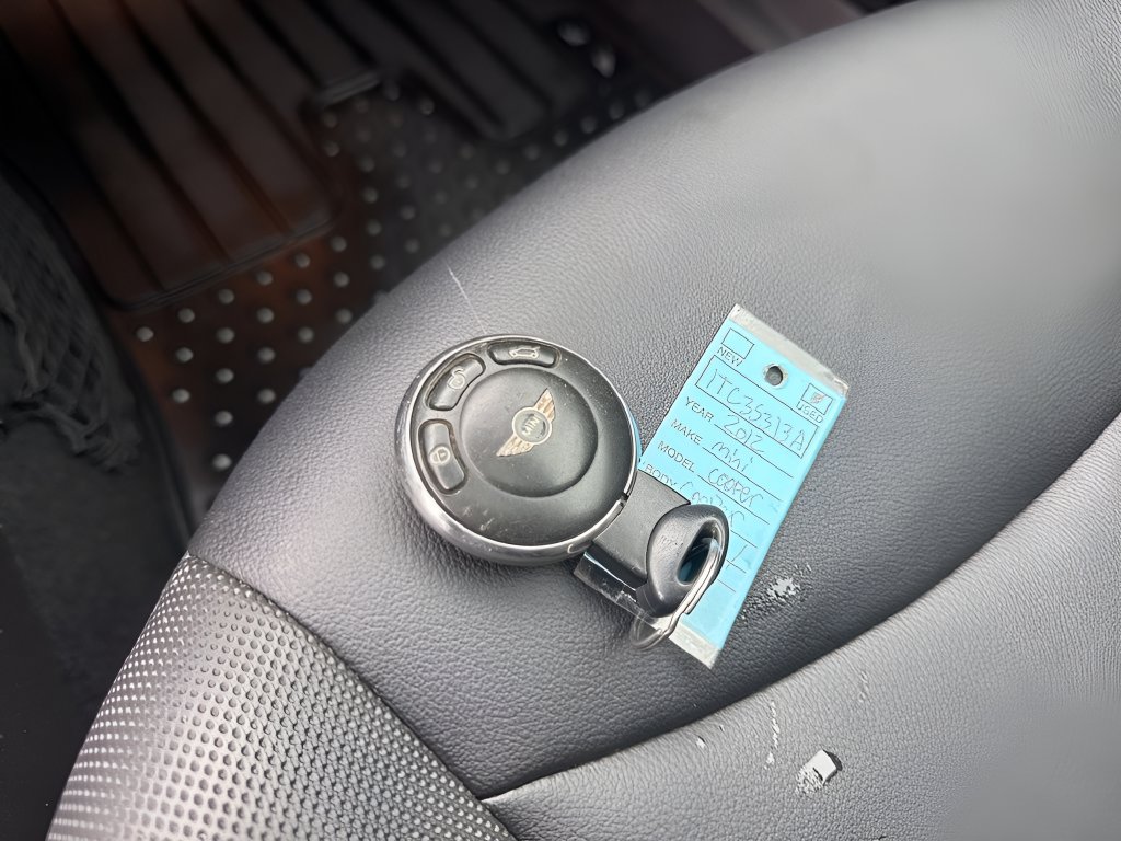 Used 2012 MINI Cooper Hardtop FWD image 27