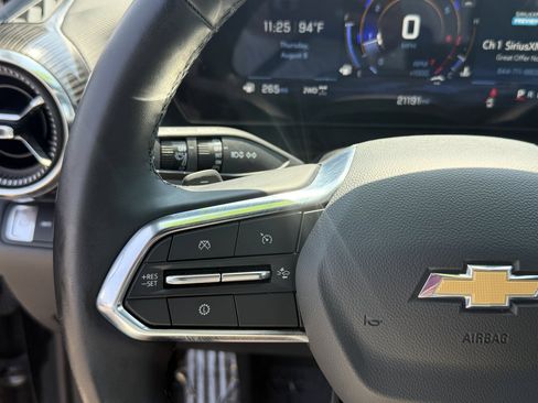 Used 2026 Chevrolet Equinox LT AWD/4WD image 18