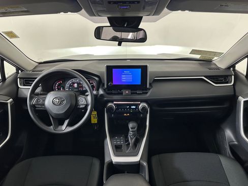 Used 2025 Toyota RAV4 LE image 13