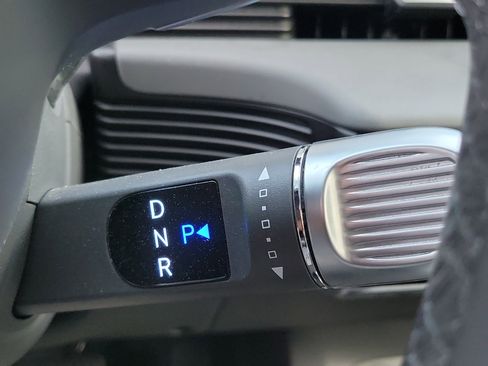 Certified 2024 Hyundai Ioniq 5 SE image 11