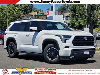 New 2026 Toyota Sequoia SR5 AWD/4WD video 1