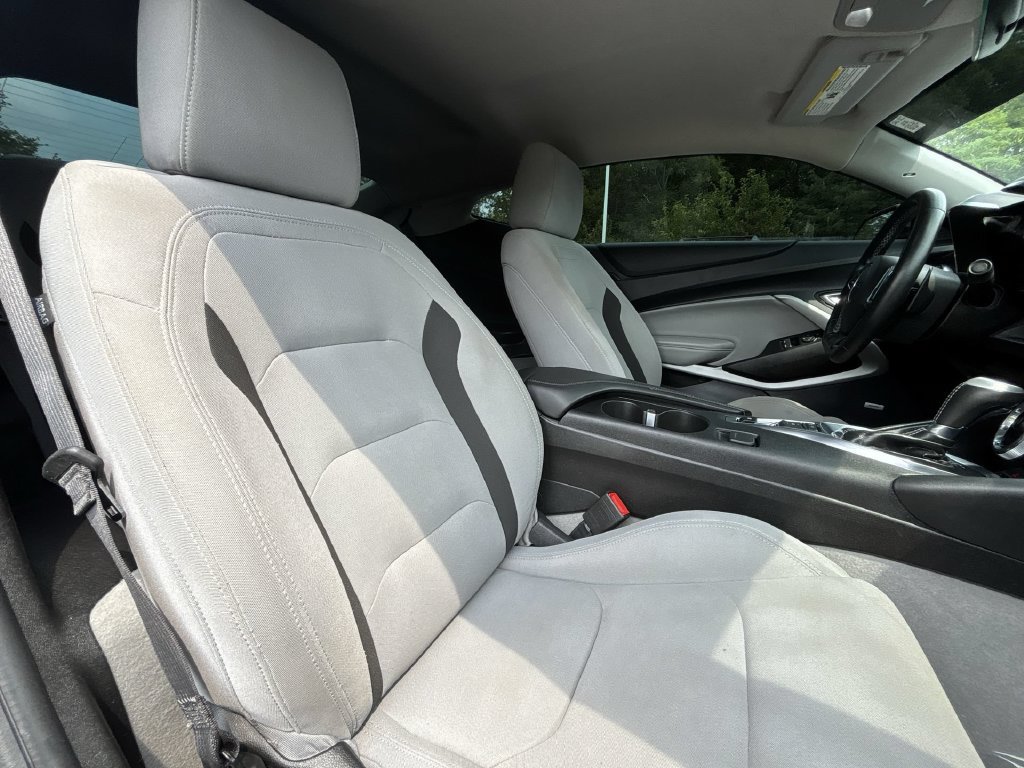 Used 2023 Chevrolet Camaro LT w/ Technology Package RWD image 27