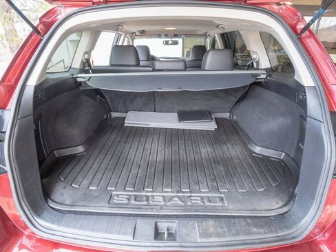 Used 2013 Subaru Outback 2.5i Limited w/ Moonroof Pkg image 20