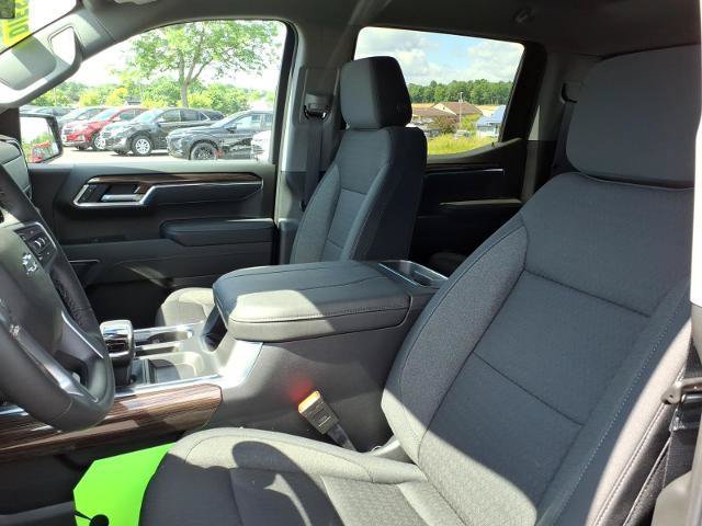 New 2026 Chevrolet Silverado 1500 RST w/ Safety Package AWD/4WD image 13