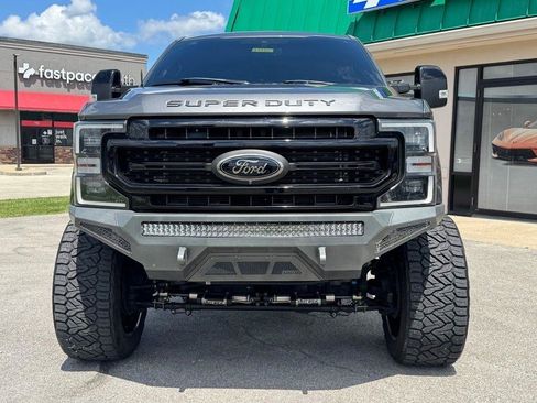 Used 2022 Ford F350 Lariat w/ Black Appearance Package AWD/4WD image 8
