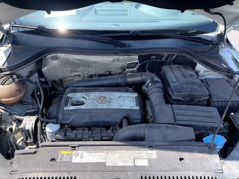 Used 2013 Volkswagen Tiguan SE FWD image 10