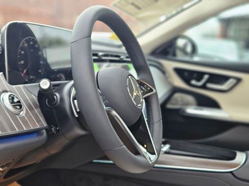 New 2026 Mercedes-Benz E 350 4MATIC Sedan image 17
