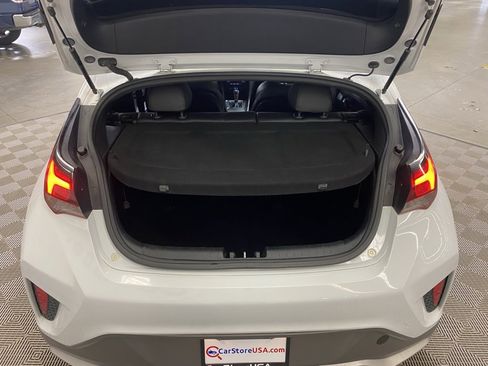 Used 2019 Hyundai Veloster Turbo image 15