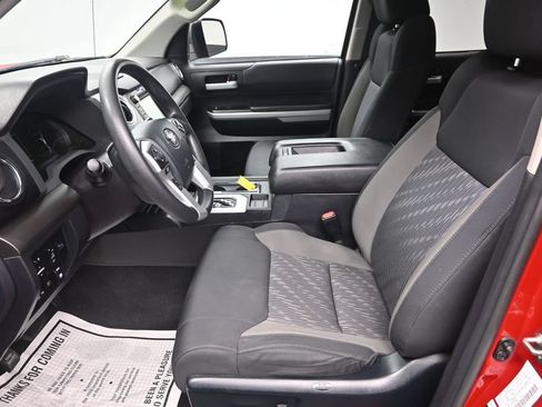 Used 2018 Toyota Tundra SR5 w/ TRD Off Road Package AWD/4WD image 15