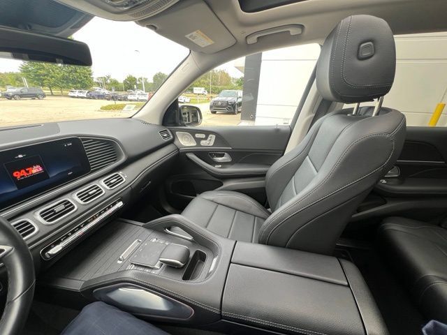 Used 2024 Mercedes-Benz GLE 450e 4MATIC image 19