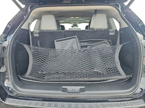 Used 2022 Toyota Highlander Limited FWD image 30