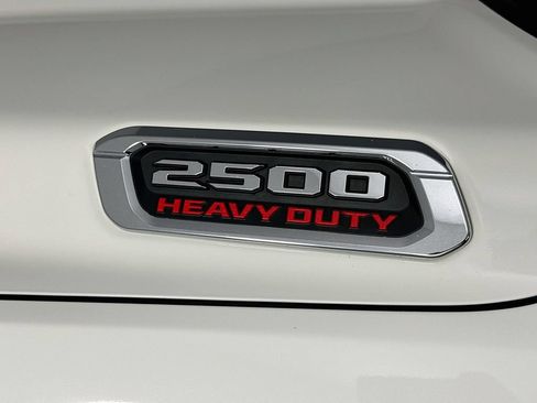 Used 2022 RAM 2500 Limited AWD/4WD image 29
