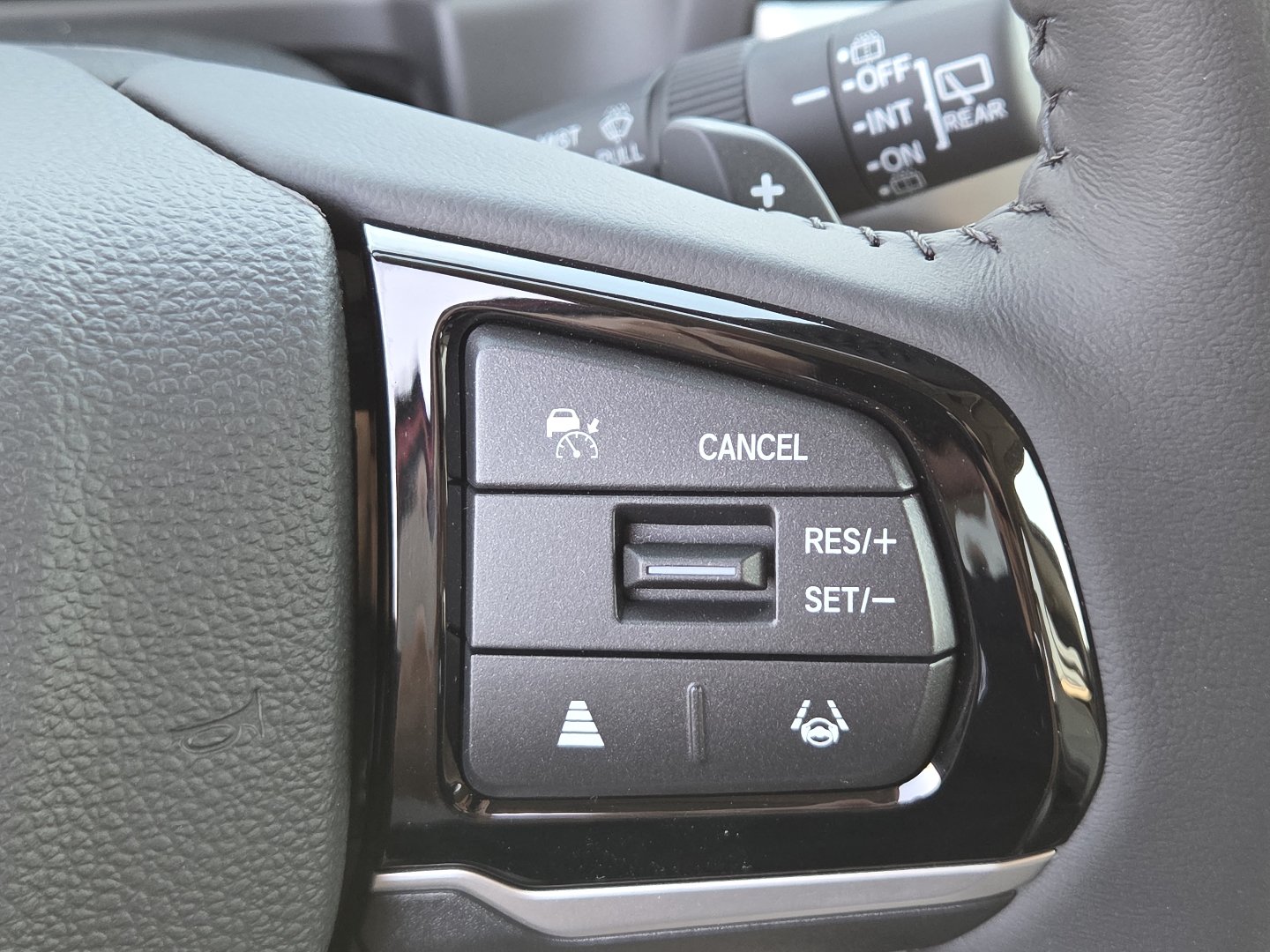 New 2027 Honda Odyssey EX-L image 10