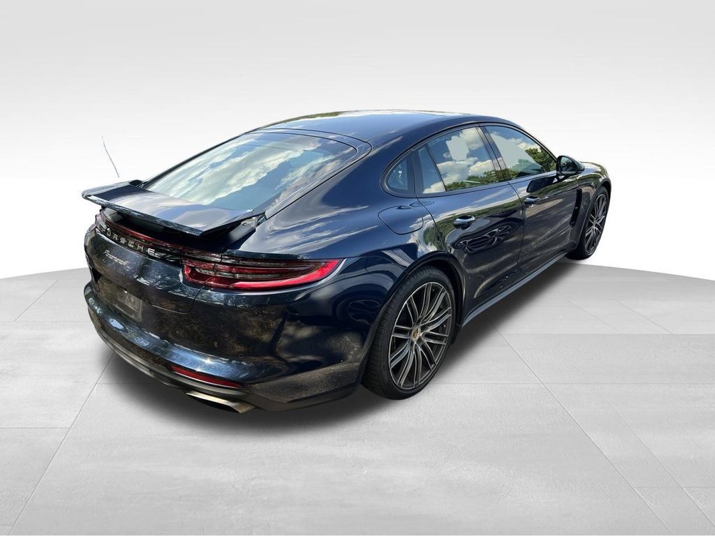 Used 2017 Porsche Panamera 4 AWD/4WD image 6