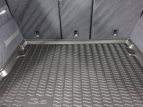 Certified 2025 Audi Q5 2.0T Premium Plus w/ Premium Plus Package image 25