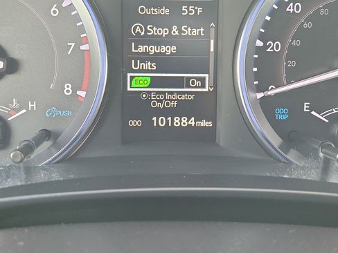 Used 2019 Toyota Highlander SE AWD/4WD image 24