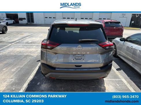 Used 2023 Nissan Rogue SV FWD image 3