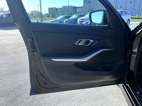 Used 2020 BMW 330i xDrive Sedan w/ Convenience Package image 10