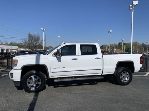 Used 2015 GMC Sierra 3500 Denali image 5