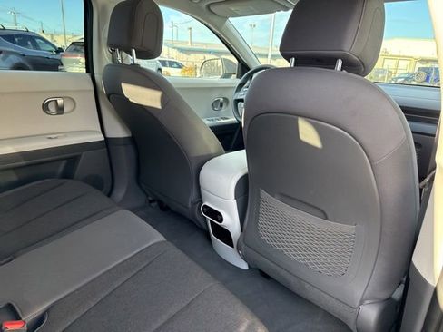 Used 2024 Hyundai Ioniq 5 SE image 11