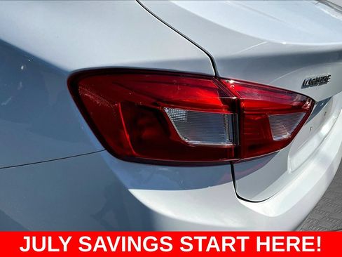 Used 2018 Chevrolet Cruze LS FWD image 26