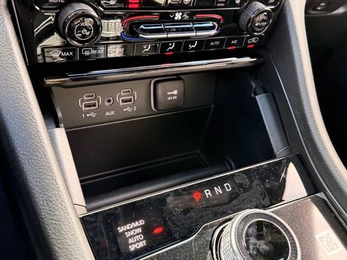 New 2025 Jeep Grand Cherokee Limited image 19