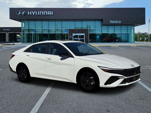 New 2026 Hyundai Elantra SEL Sport w/ Cargo Package FWD image 10