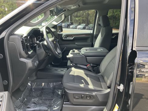 Used 2025 Chevrolet Silverado 1500 LT w/ Protection Package AWD/4WD image 16