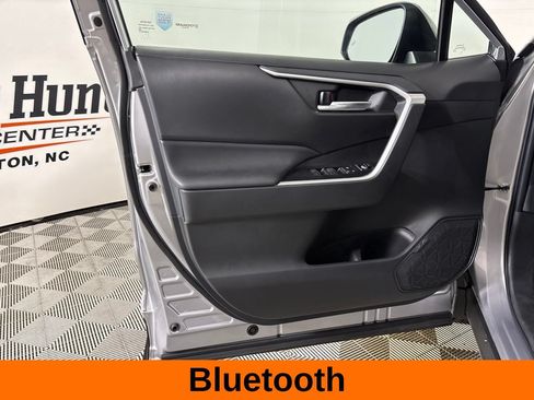 Used 2023 Toyota RAV4 XLE w/ Convenience Package FWD image 10