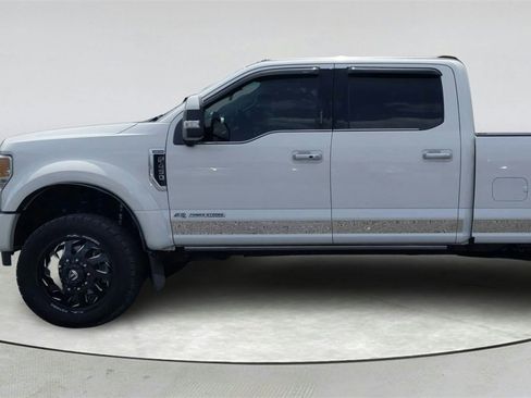 Used 2022 Ford F450 Limited w/ FX4 Off-Road Package image 4