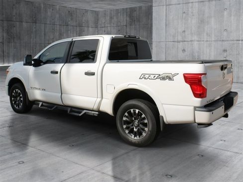 Used 2018 Nissan Titan PRO-4X w/ Pro-4x Convenience Package image 3