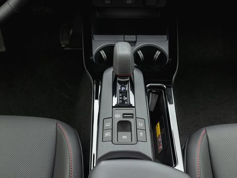New 2026 Toyota Prius Plug-In Hybrid FWD image 11