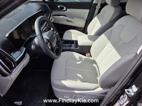 New 2026 Kia Sorento S w/ S Panoramic Sunroof Package image 9