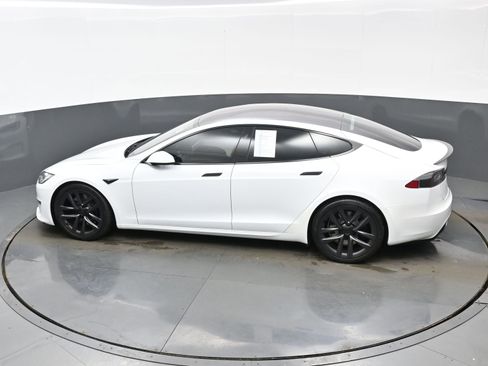 Used 2021 Tesla Model S Plaid image 35