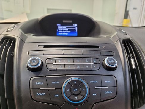 Used 2017 Ford Escape S FWD image 25