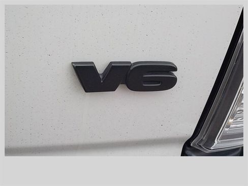 Used 2019 Toyota Tacoma TRD Off-Road image 45