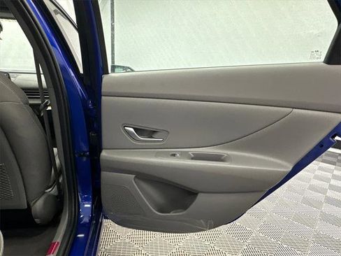 New 2025 Hyundai Elantra SEL w/ Cargo Package image 18