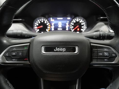Used 2022 Jeep Compass Latitude w/ Convenience Group AWD/4WD image 16