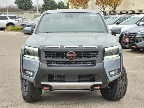 New 2026 Nissan Frontier PRO-4X w/ Pro-4x Convenience Package image 2