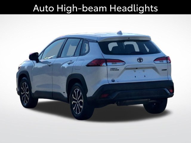 Used 2023 Toyota Corolla Cross AWD Hybrid image 9