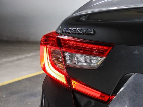 Used 2019 Honda Accord LX image 11