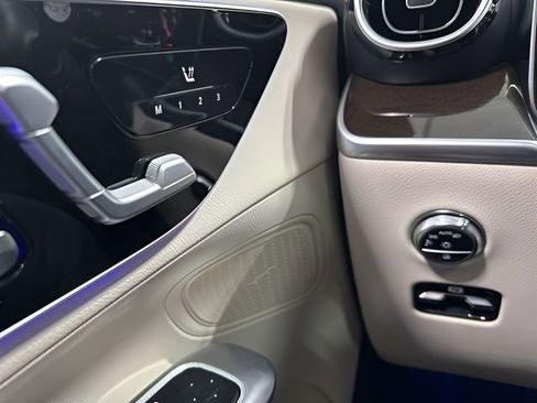 Used 2023 Mercedes-Benz GLC 300 4MATIC image 16