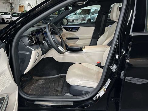 Certified 2026 Mercedes-Benz C 300 4MATIC Sedan image 31