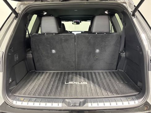 Used 2025 Lexus TX 500h AWD w/ Technology Package image 29