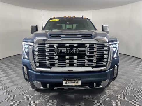 Used 2025 GMC Sierra 2500 Denali w/ Denali Reserve Package image 6