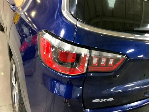 Used 2018 Jeep Compass Latitude w/ Popular Equipment Group image 29